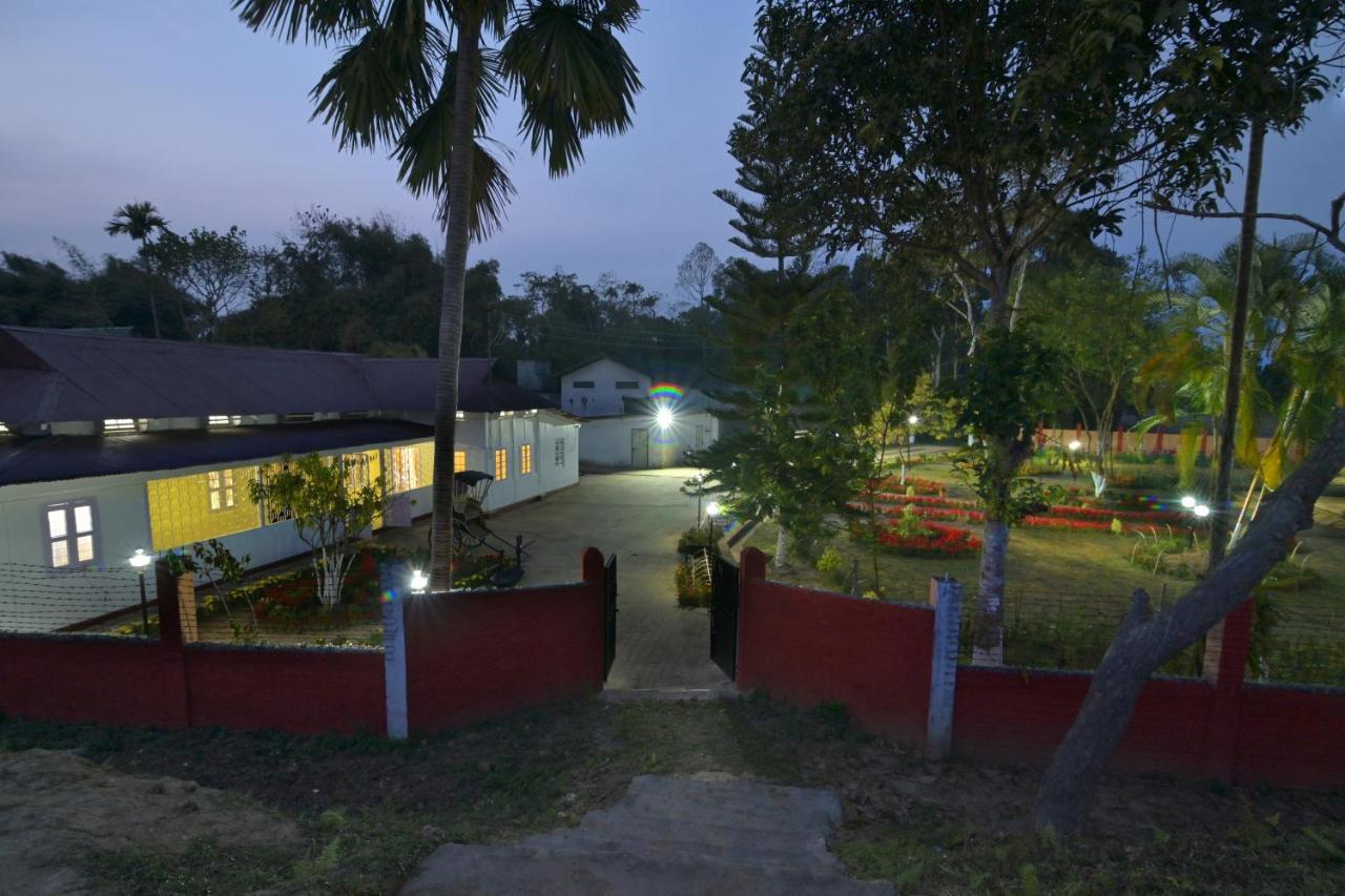 The Sumola House Hotel Jorhat Exterior photo