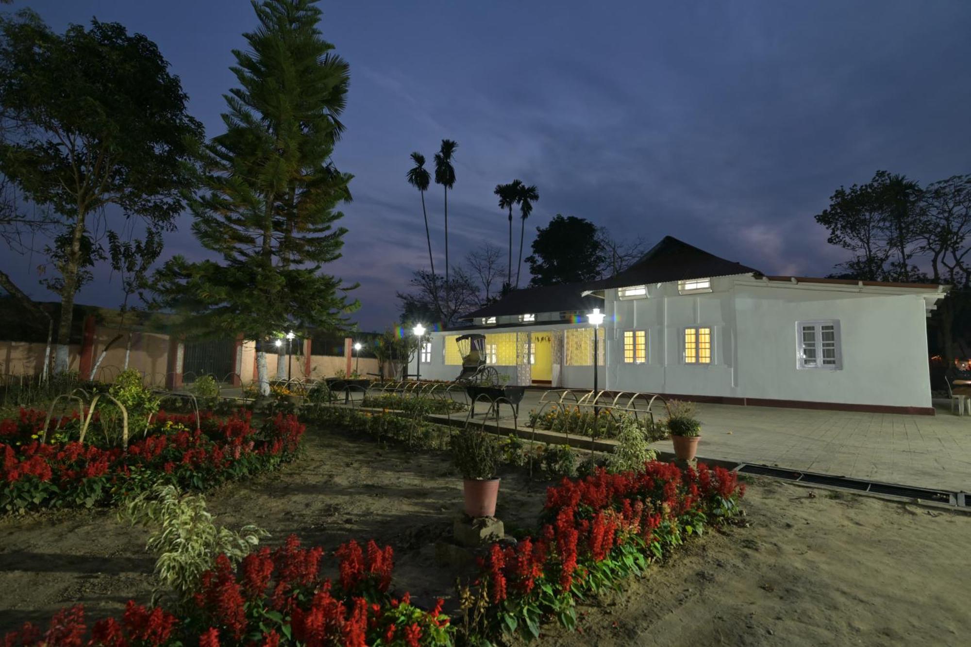 The Sumola House Hotel Jorhat Exterior photo