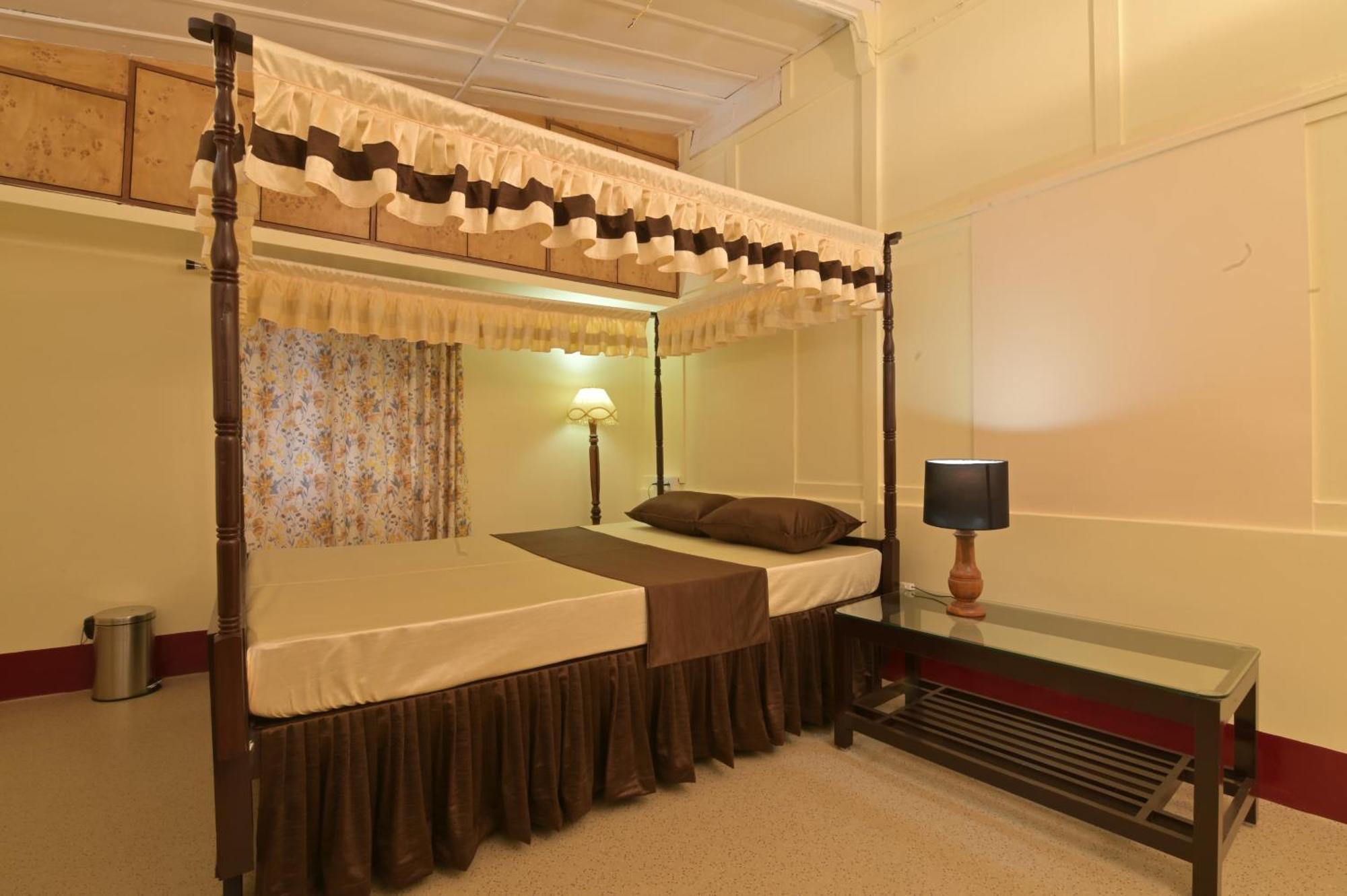 The Sumola House Hotel Jorhat Room photo