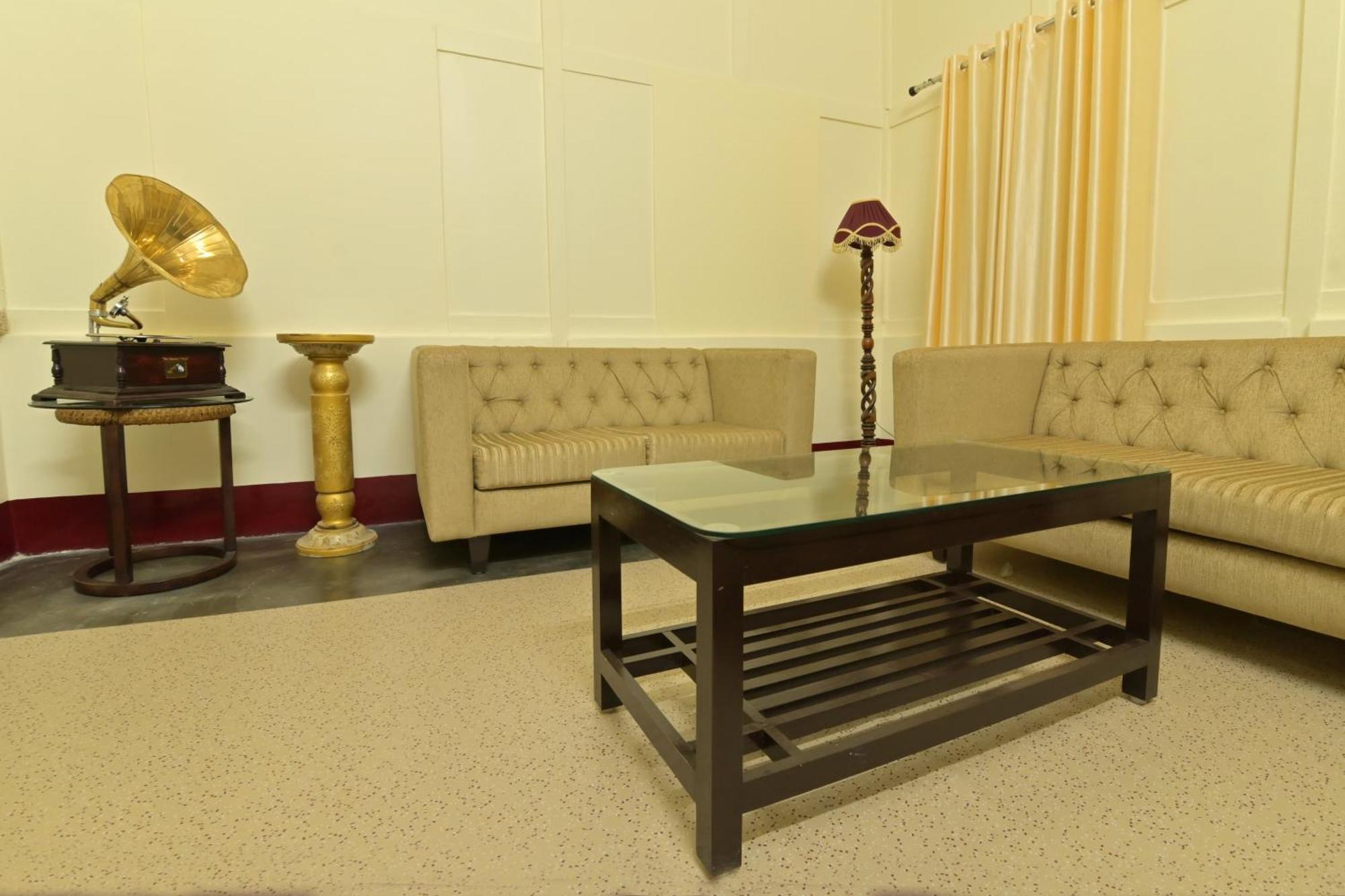 The Sumola House Hotel Jorhat Exterior photo